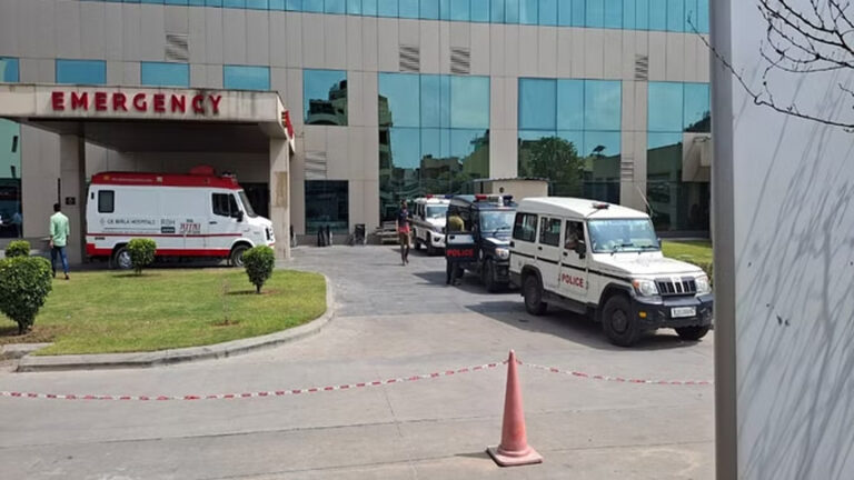 जयपुर के दो अस्पतालों में बम की सूचना से हड़कंप, पुलिस-बम निरोधक दस्ते अलर्ट पर, जांच जारी