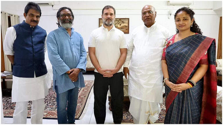 हेमंत सोरेन ने की खरगे-राहुल से मुलाकात; बन्ना गुप्ता ने चंपई को कहा ‘सर्कस का शेर’