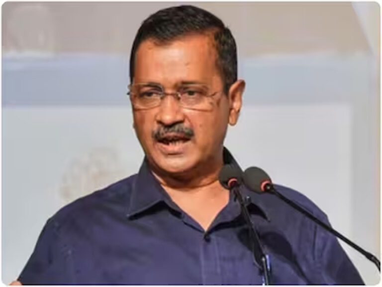 दिल्ली में अकेले दम पर लड़ेगी चुनाव, आम आदमी पार्टी का एलान