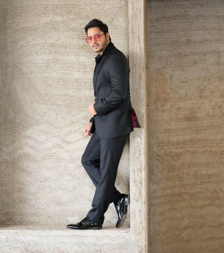 सोशल मीडिया और मानसिक स्वास्थ्यः  एक दोधारी तलवार-श्रेयस तलपड़े