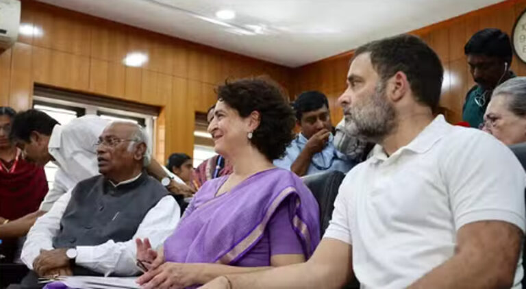 दलितों के मुद्दे पर भाजपा का कांग्रेस पर आरोप- प्रियंका के नामांकन के दौरान खरगे को कमरे से निकाला