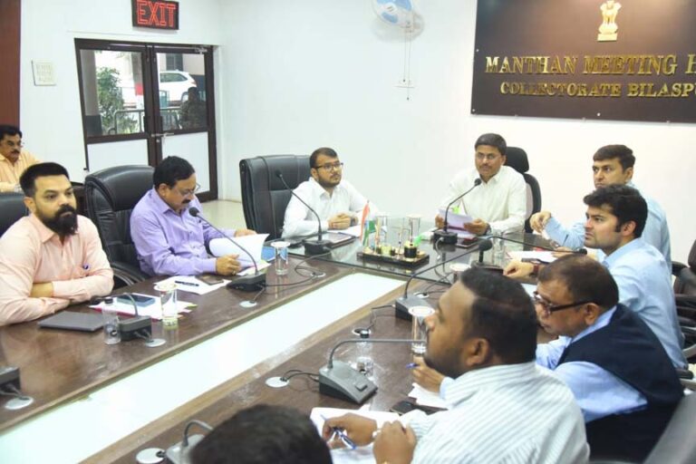 कलेक्टर ने अस्पतालों की फायर ऑडिट कराने दिए निर्देश