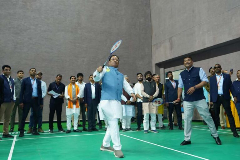 मुख्यमंत्री विष्णुदेव साय ने बिलासपुर स्पोर्ट्स कांप्लेक्स का किया लोकार्पण