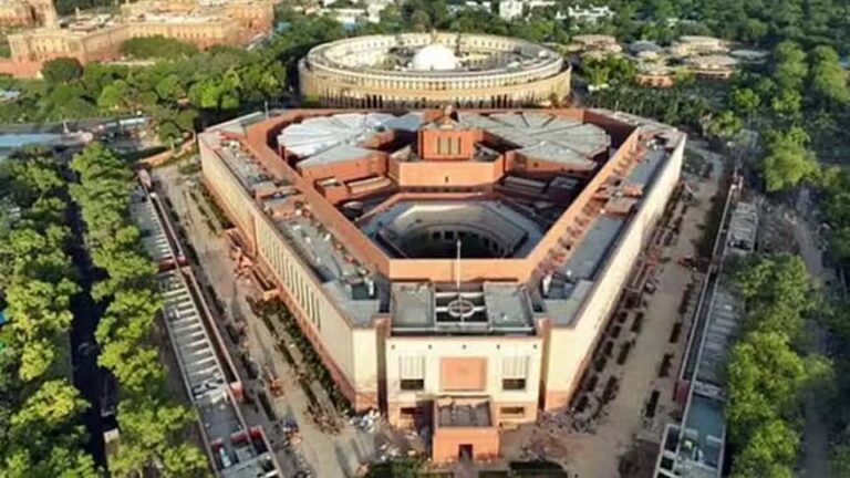 लोकसभा-राज्यसभा बुधवार तक स्थगित, अदाणी केस-संभल हिंसा मुद्दे पर विपक्ष का जोरदार हंगामा