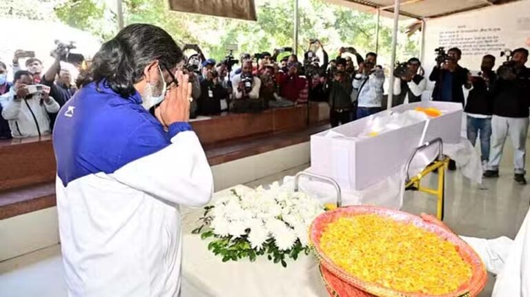 बिरसा मुंडा के पड़पोते के निधन से सियासी गलियारे में शोक, पीएम मोदी-सीएम सोरेन समेत कई ने जताया दुख