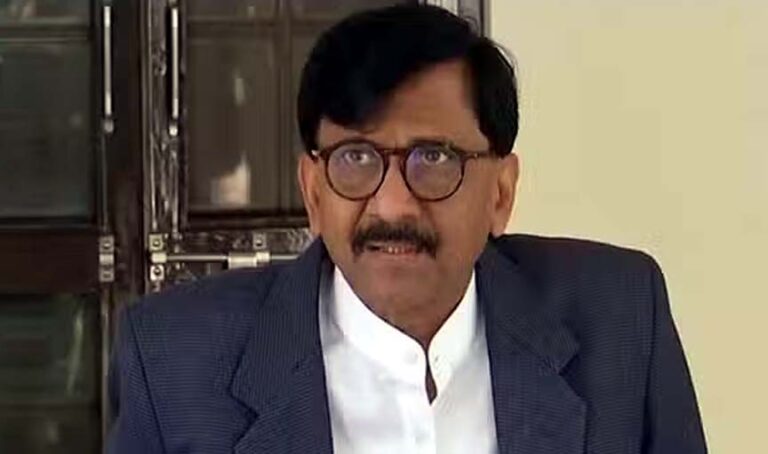 संजय राउत का महायुति पर हमला, कहा- वे केवल सत्ता के लिए साथ, उनमें वैचारिक समानता नहीं