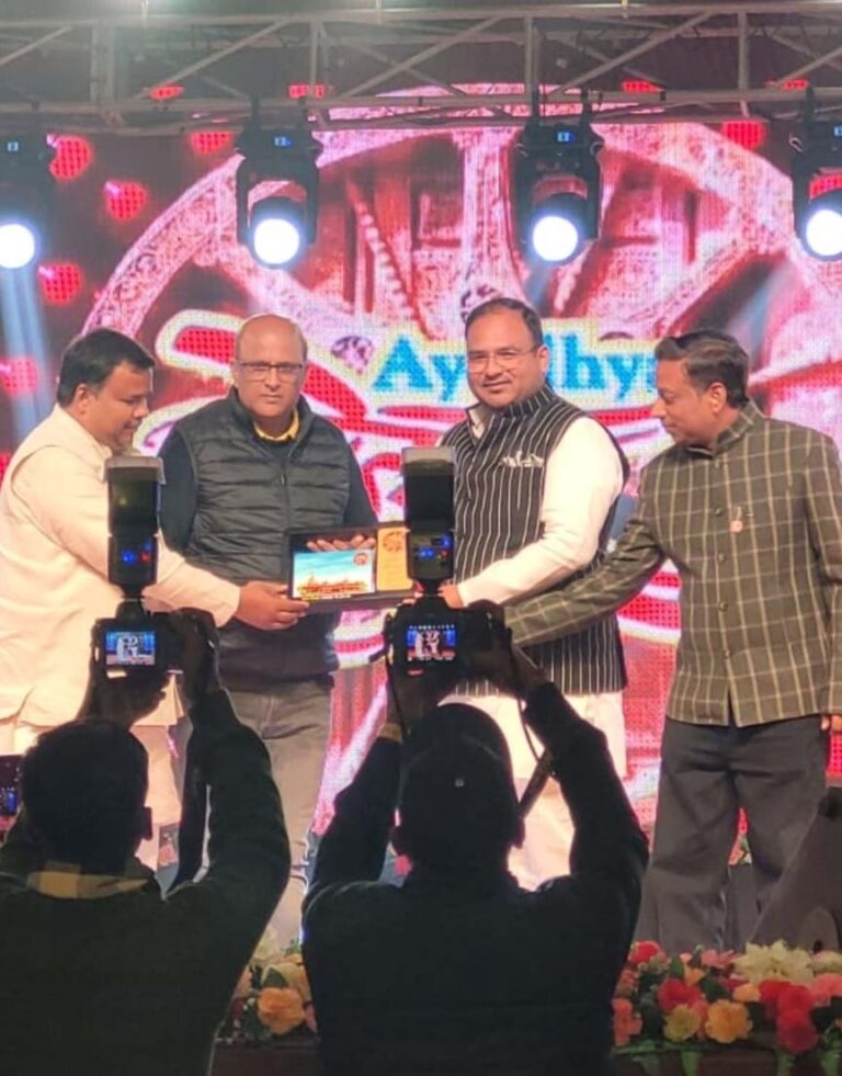 रंजन सिन्हा ने इस बार भी जीता बेस्ट पीआरओ का अवार्ड, भोजपुरी सिनेमा के ‘ पीआरओ किंग’ के रूप में किया पहचान मजबूत