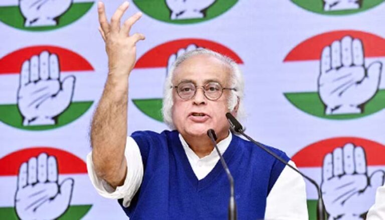 ‘पूरी दुनिया घूमने के लिए समय, पर मणिपुर जाना जरूरी नहीं समझ रहे’, कांग्रेस का पीएम मोदी पर हमला