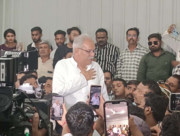 ईडी के छापे के बाद भूपेश बघेल की मीडिया से बातचीत