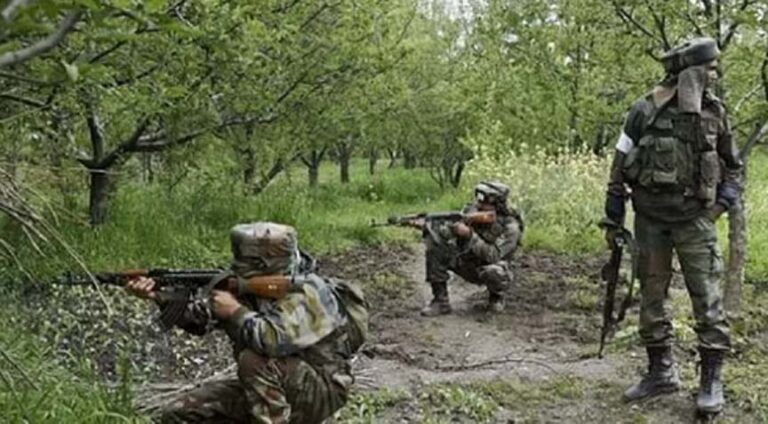 सुकमा में नक्सलियों और सुरक्षाबलों के बीच मुठभेड़, दो नक्सली ढेर; तलाशी अभियान जारी