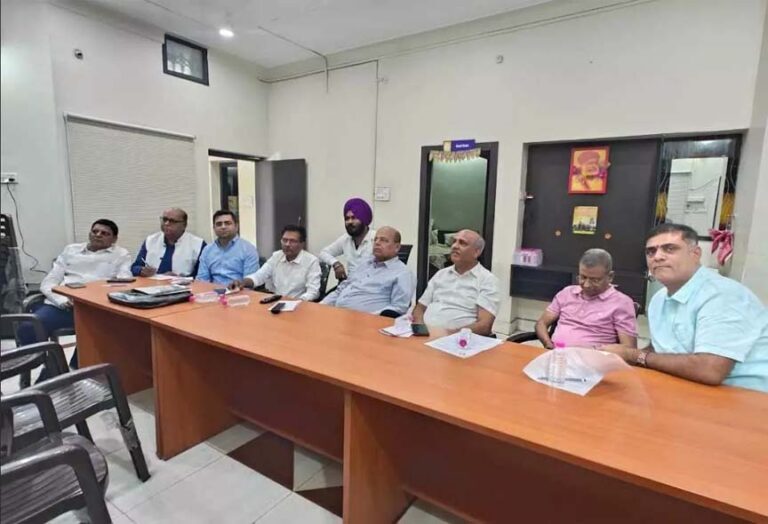 कैट ने वित्त मंत्री ओपी चौधरी की तारीफ की