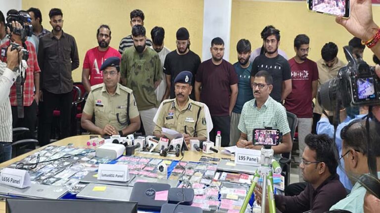 महादेव सट्टा: रायपुर पुलिस को मिली बड़ी कामयाबी; 6 राज्यों के 14 सटोरिए अरेस्ट, 500 खाते से करोड़ों का लेन-देन