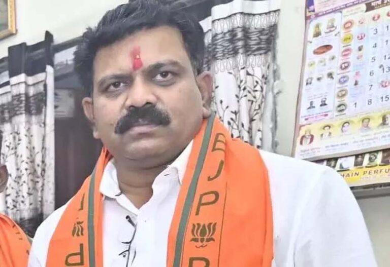 छत्तीसगढ़ सरकार जल्द ही 1800 बांग्लादेशी घुसपैठियों को BSF को सौपेंगी, पाक नागरिकों की भी सूची तैयार