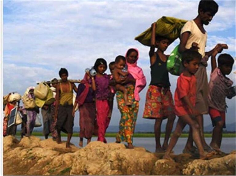 पहलगाम हमले के बाद योगी सरकार का बड़ा एक्शन! यूपी से घुसपैठियों की सफाई शुरू, अब बांग्लादेशी और रोहिंग्याओं की बारी