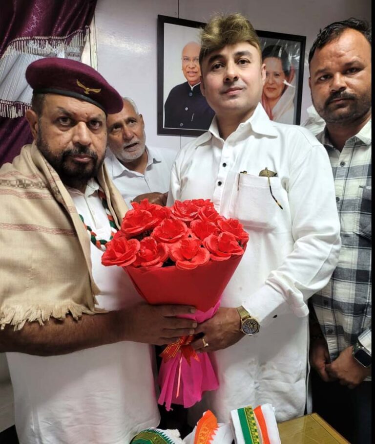 राष्ट्रीय पदाधिकारी की बैठक में शामिल हुए त्रिलोक श्रीवास