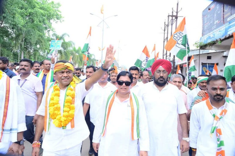 दंतेवाड़ा कलेक्ट्रेट घेराव के साथ कांग्रेस की चार दिवसीय पदयात्रा संपन्न