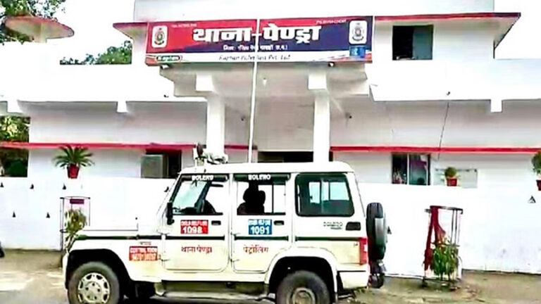 विपरीत दिशा से आ रही 108 एंबुलेंस बाइक सवार युवकों को मारी टक्कर, एक शख्स की हुई मौत