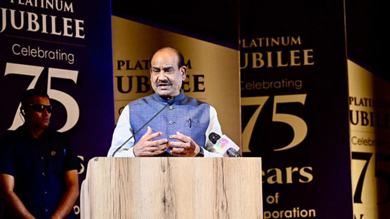 ‘झारखंड की धरती भगवान बिरसा मुंडा की धरती’…कार्यक्रम में बोले लोकसभा स्पीकर