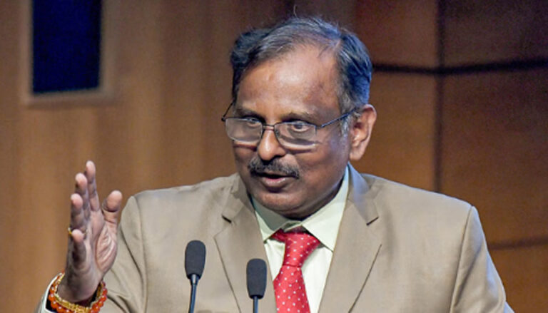 इसरो ने की अंतरिक्ष स्टेशन की लॉन्चिंग की तैयारी, अध्यक्ष वी नारायणन ने बताया कब जाएगा चंद्रयान-4