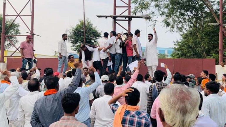 कबीरधाम: गन्ना बेचने के छह माह बाद भी किसानों का 40 करोड़ रुपये भुगतान लंबित, किसान कांग्रेस ने किया प्रदर्शन