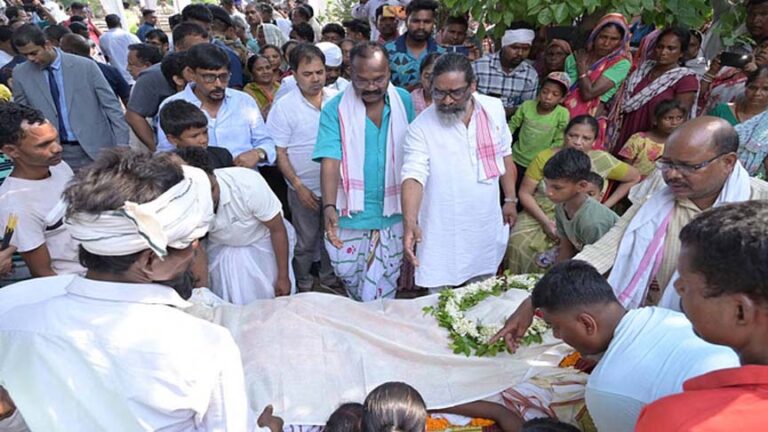 झारखंड के आंदोलनकारी कपूर कुमार टुडू का निधन, सीएम हेमंत सोरेन ने दी श्रद्धांजलि