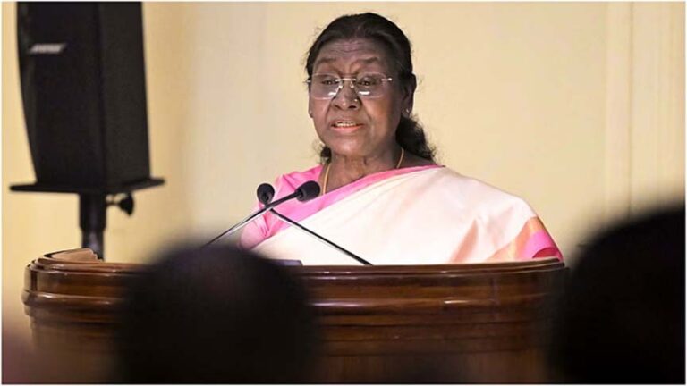 सुप्रीम कोर्ट की ओर से समयसीमा तय किए जाने पर राष्ट्रपति ने उठाए सवाल, कहा- संविधान में ऐसा प्रावधान नहीं