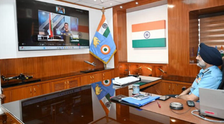 ‘भारतीय अंतरिक्ष यात्रा में नया अध्याय जोड़ेगा’, ग्रुप कैप्टन शुभांशु शुक्ला को IAF ने दी शुभकामनाएं