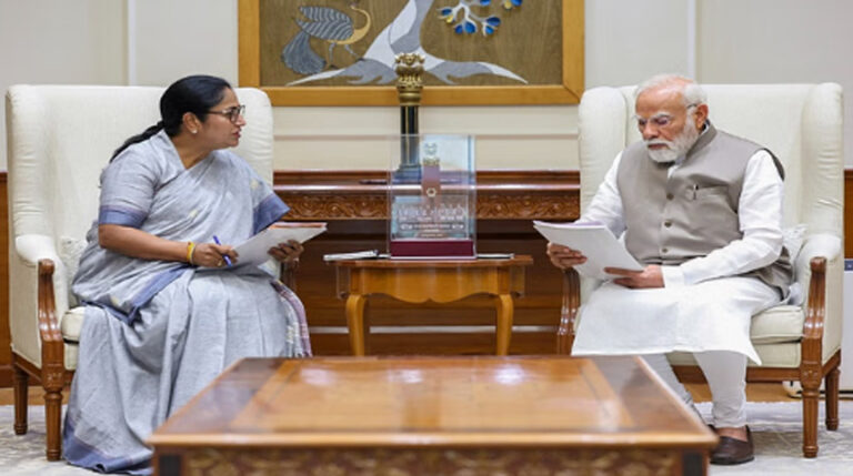 पीएम मोदी से मिलीं सीएम रेखा गुप्ता, राजधानी की हरित योजनाओं पर चर्चा; विकास और पर्यटन पर जोर