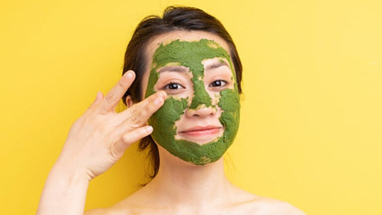 इस पत्‍ते का लेप चेहरे पर लगाने से सारे दाग-धब्‍बे हो जाएंगे साफ, चमकने लगेगा फेस