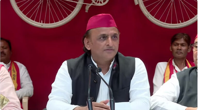 सपा ने तीन विधायकों को पार्टी से निकाला… राकेश प्रताप सिंह, अभय सिंह और मनोज कुमार पांडेय पर बड़ा एक्शन