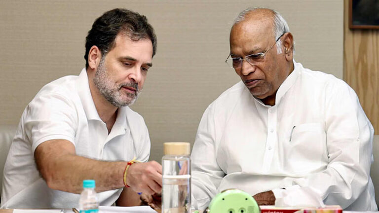 संसद सत्र: ‘जम्मू-कश्मीर को पूर्ण राज्य का दर्जा देने के लिए कानून लाया जाए’, पीएम मोदी को खरगे-राहुल का पत्र