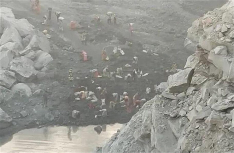 धनबाद की कोयला खदान में मौत का सन्नाटा, 9 मजदूरों की गई जान, कई अभी भी फंसे