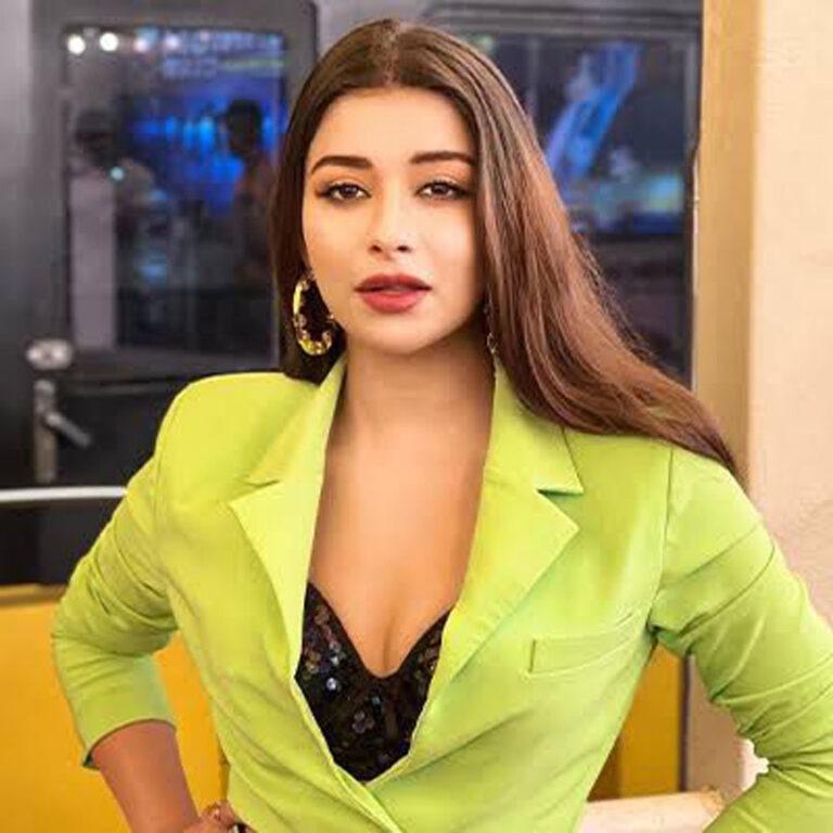 नायरा एम बनर्जी ने बनाया रिकॉर्ड