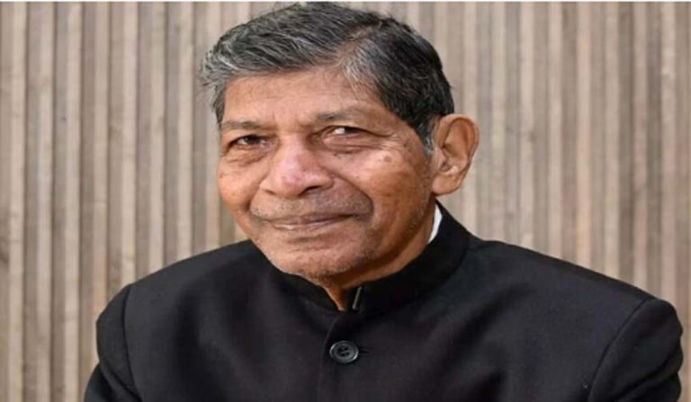 पूर्व गृह मंत्री ने खोला मोर्चा: कलेक्टर को हटाने के लिए सीएम को लिखा था पत्र, अब धरने पर बैठने की चेतावनी