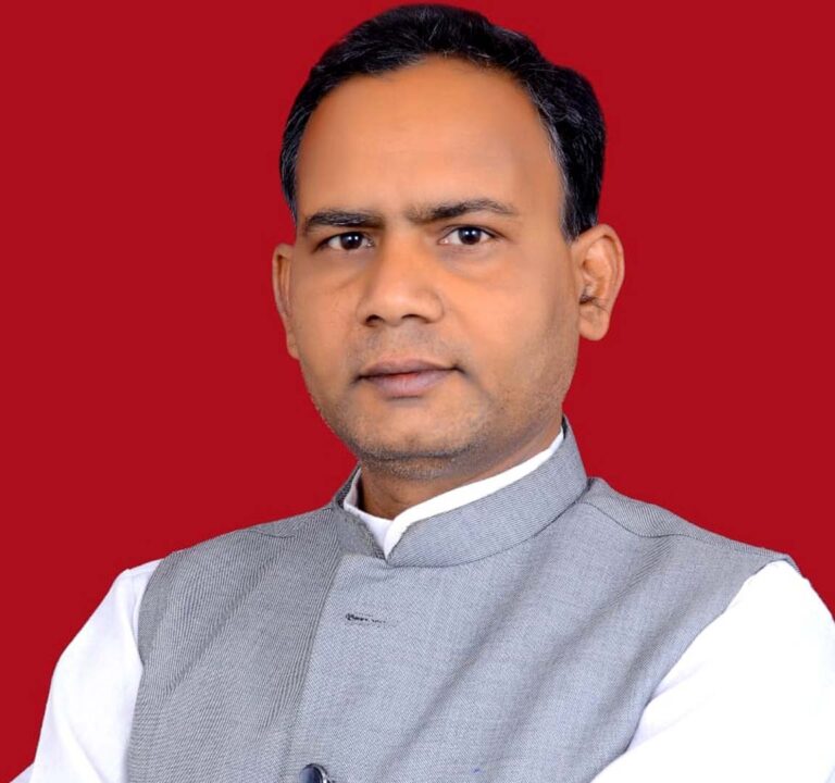 भाजपा राज में भू-माफिया हावी, विधायक-मंत्रियों की हैसियत शून्य