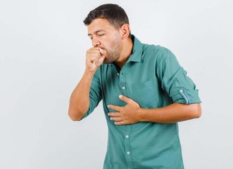 TB होने के शुरुआती लक्षण, समय पर होगा इलाज तो जल्दी मिलेगा आराम