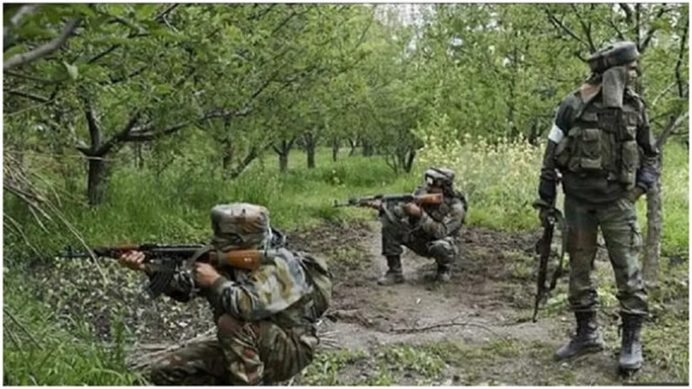 एक करोड़ के इनामी नक्सली हिड़मा के मारे जाने की खबर, पत्नी और छह नक्सलियों के शव बरामद