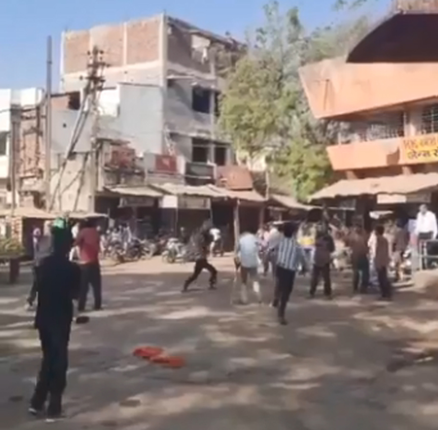 बस स्टैंड में जमकर चले लाठी-डंडा, वायरल वीडियो पर बोले भूपेश- ‘गृहमंत्री के गृह जिले में सरेआम गुंडागर्दी’