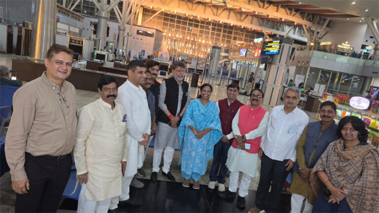 भाजपा के प्रशिक्षण महाभियान के तहत मुंबई में आयोजित ‘पश्चिम-मध्य क्षेत्रीय कार्यशाला’ में भाग लेने रवाना हुआ छत्तीसगढ़ का प्रतिनिधिमंडल