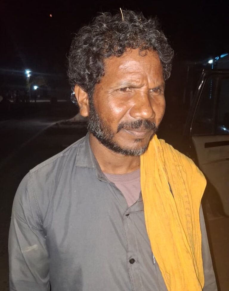 सुरक्षा बलों को बड़ी कामयाबी मिली, कांकेर में माओवादी मल्लेश ने AK-47 के साथ किया आत्मसमर्पण