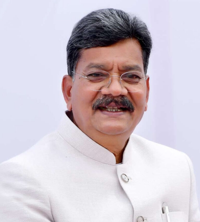 यह संकल्प का नहीं, भ्रष्टाचार का बजट है – डॉ. चरणदास महंत