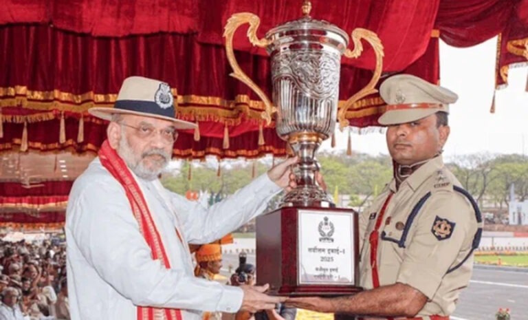 गृह मंत्री ने सीआईएसएफ को सौंपा सभी एक्जिम पोर्ट की सुरक्षा का दायित्व, 890 करोड़ के प्रोजेक्ट की सौगात