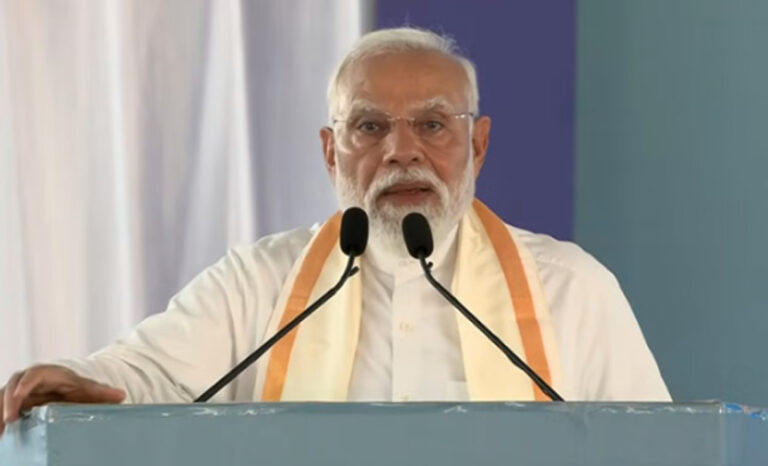 सिलीगुड़ी में पीएम मोदी की हुंकार: बोले- चार मई के बाद बनेगी भाजपा सरकार, टीएमसी को देना होगा पाई-पाई का हिसाब