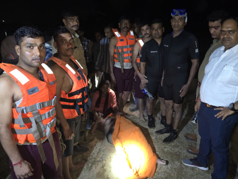 छातागढ़ के पास शिवनाथ नदी में दर्दनाक हादसा, नहाने गए थे पांच लोग, गहरे पानी में समा गए दो युवक