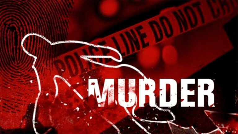 कलयुगी बेटा बना मां का हत्यारा, वारदात के बाद पहुंचा पुलिस स्टेशन, इलाके में फैली सनसनी