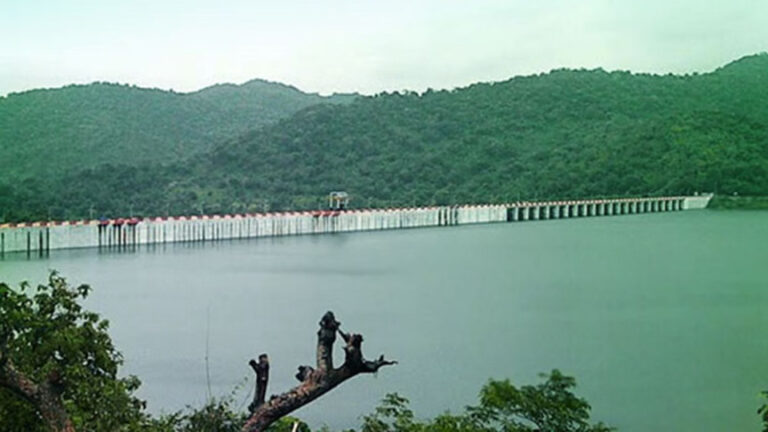 शिमला-मनाली को टक्कर दे रहा झारखंड का मौसम, बारिश और ठंडी हवाओं ने बढ़ाई सूबे की खूबसूरती