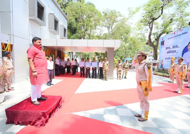कोयला एवं खान राज्य मंत्री सतीश चन्द्र दुबे ने एसईसीएल के कार्यों की समीक्षा की