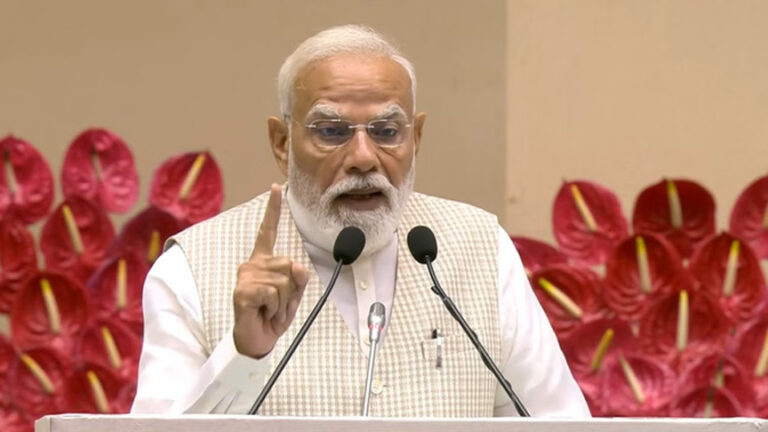 प्रधानमंत्री मोदी का संदेश: विनम्रता और क्षमाशीलता ही व्यक्तित्व के सच्चे आभूषण, संस्कृत सुभाषित किया साझा
