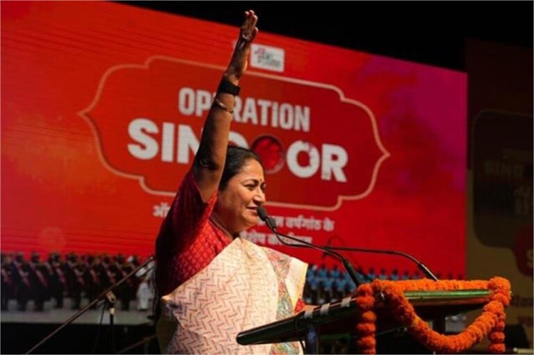 ऑपरेशन सिंदूर की पहली वर्षगांठ पर सीएम रेखा गुप्ता ने शहीदों और वीरों को किया नमन