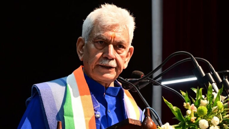 ‘आतंकियों को पालने वालों को कुचलकर रख देंगे’, एलजी बोले-पाकिस्तान की सुनियोजित साजिश था पहलगाम हमला